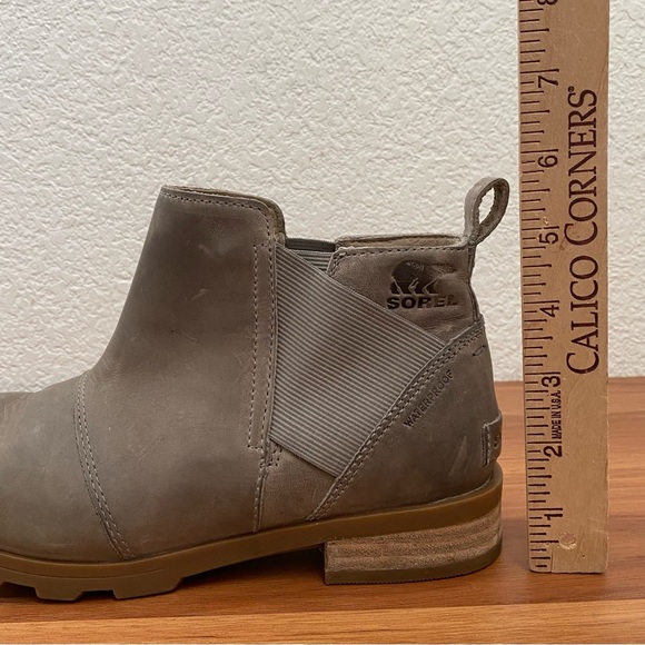 SOREL NL3719-005 Emelie Chelsea Waterproof Booties in  Quarry Gray/Taupe Size 7 - Picture 7 of 16